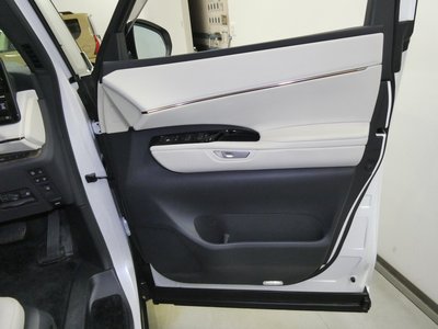 صورة مصغرة 19 لـ 2024 Lexus LM