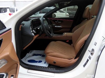 MERCEDES-BENZ E-CLASS - 6