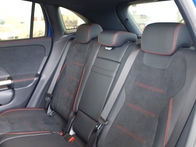 2025 Mercedes-BENZ GLA 缩略图 11