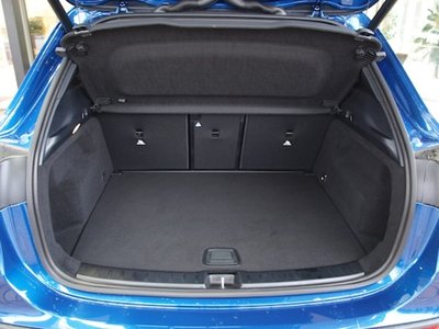 2025 Mercedes-BENZ GLA 缩略图 36