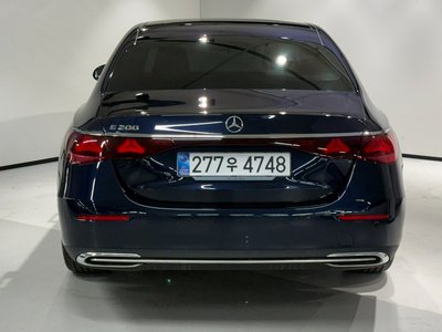 MERCEDES-BENZ E-CLASS - 5