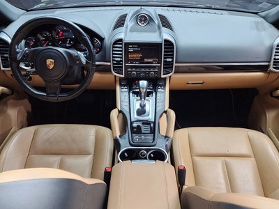 PORSCHE CAYENNE - 5