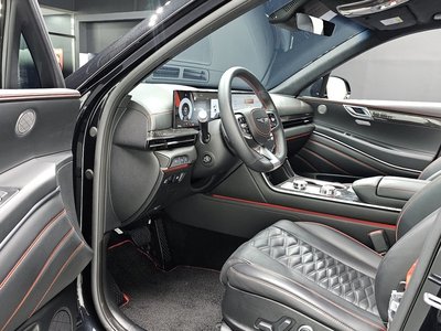 صورة مصغرة 13 لـ 2024 Genesis GV80 COUPE