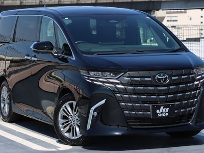 2026 Toyota ALPHARD — фото 6