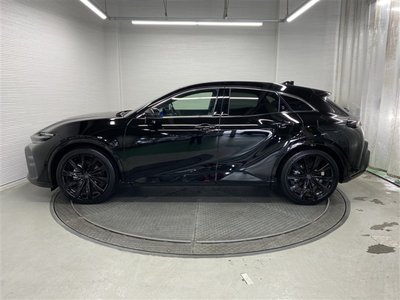 TOYOTA CROWN SPORT - 2