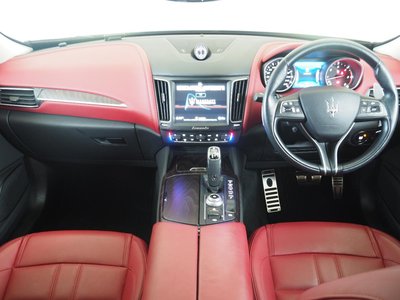 صورة 6 لـ 2019 Maserati LEVANTE