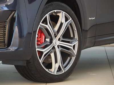 صورة 5 لـ 2019 Maserati LEVANTE