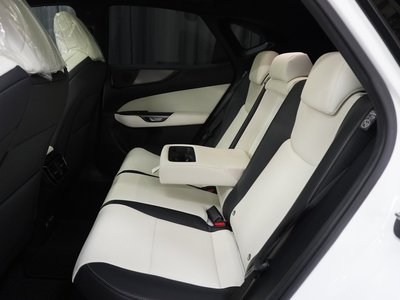 2023 Lexus NX — миниатюра 12