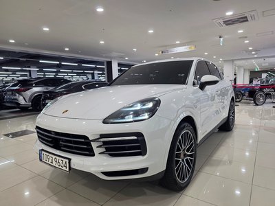 PORSCHE CAYENNE - 1