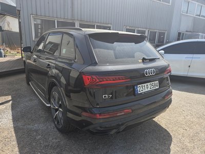 AUDI Q7 - 4