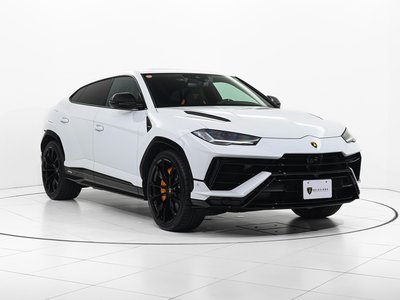 LAMBORGHINI URUS - 1