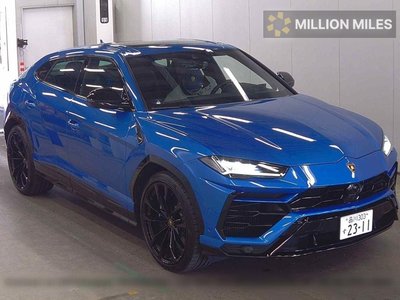 LAMBORGHINI URUS - 1