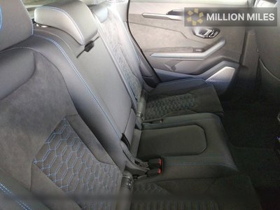 LAMBORGHINI URUS - 6