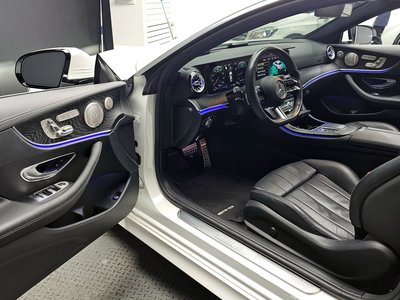 MERCEDES-BENZ E-CLASS - 10