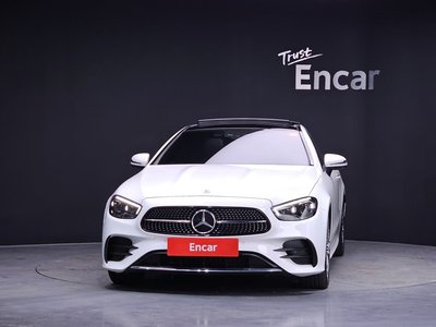 MERCEDES-BENZ E-CLASS - 2