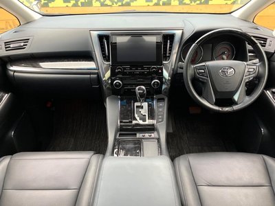 TOYOTA ALPHARD - 2