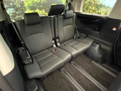 TOYOTA ALPHARD - 10
