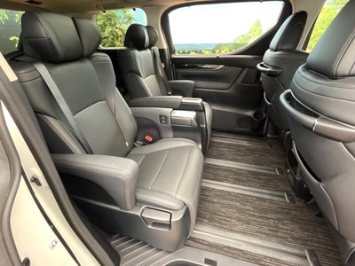 TOYOTA ALPHARD - 9