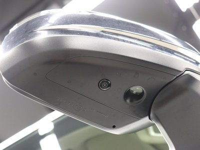 2025 Toyota LAND CRUISER 300 — миниатюра 23