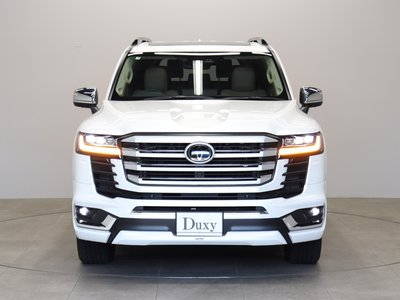 TOYOTA LAND CRUISER 300 - 10