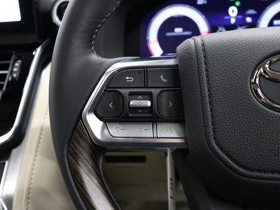 2025 Toyota LAND CRUISER 300 — миниатюра 70