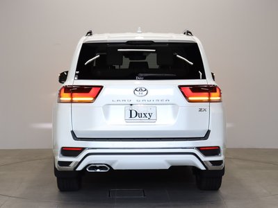2025 Toyota LAND CRUISER 300 — миниатюра 11
