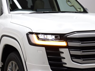 2025 Toyota LAND CRUISER 300 — миниатюра 16