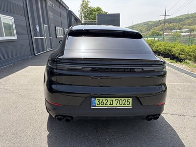 صورة 4 لـ 2025 Porsche CAYENNE