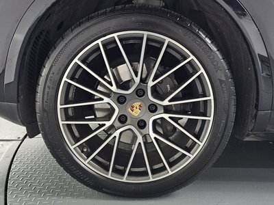 PORSCHE CAYENNE - 6