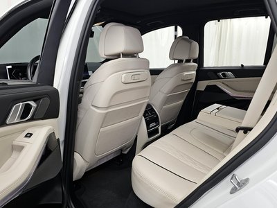 2025 BMW X5 缩略图 16