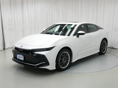 TOYOTA CROWN CROSSOVER