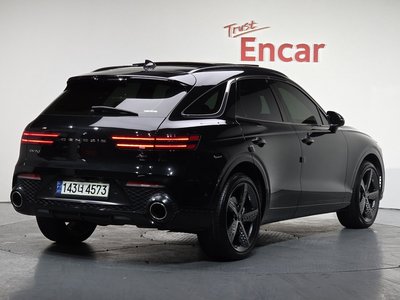 صورة 3 لـ 2021 Genesis GV70