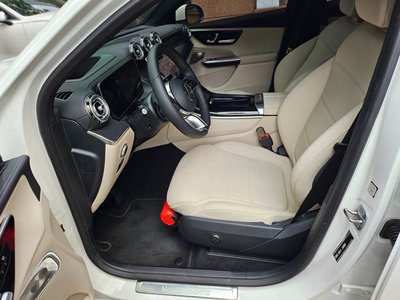 2026 Mercedes-BENZ GLC — миниатюра 13