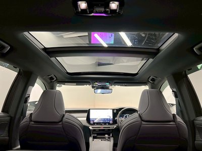 2025 Lexus RX thumbnail 39
