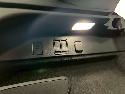2025 Lexus RX thumbnail 37