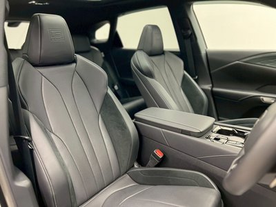2025 Lexus RX thumbnail 40