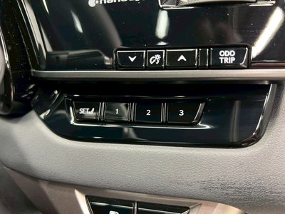 2025 Lexus RX thumbnail 69