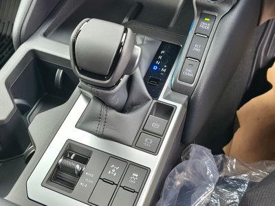 2026 Toyota LAND CRUISER 250 缩略图 23