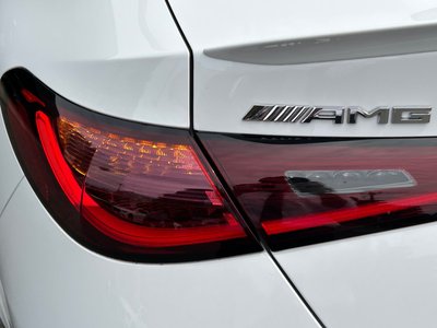 MERCEDES-BENZ GLC AMG - 10