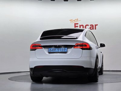 صورة 4 لـ 2023 Tesla MODEL X