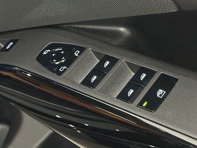 2025 BMW X3 缩略图 21