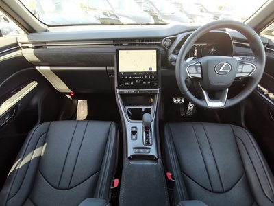 2025 Lexus LBX 照片 4