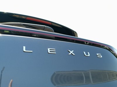 2025 Lexus LBX — миниатюра 63