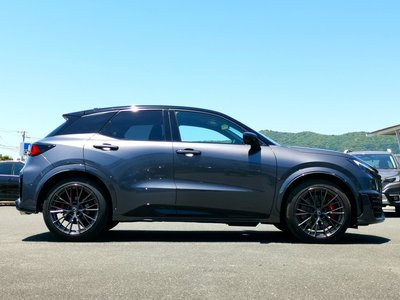 2025 Lexus LBX — миниатюра 13