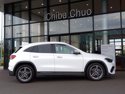 MERCEDES-BENZ GLA - 5