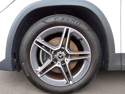 MERCEDES-BENZ GLA - 9