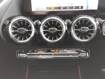 2023 Mercedes-BENZ GLA — миниатюра 21