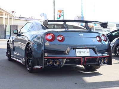 NISSAN GT-R - 8