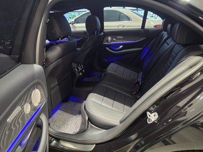 MERCEDES-BENZ E-CLASS - 10