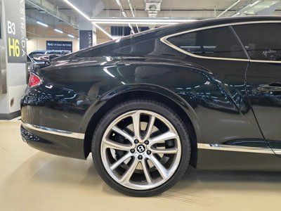 BENTLEY CONTINENTAL GT - 6